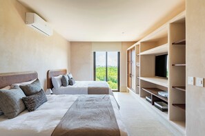 4 bedrooms, desk, WiFi, bed sheets