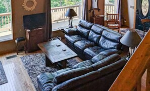 Televisión, chimenea