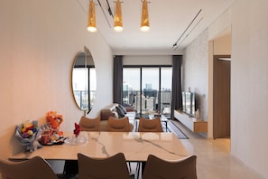 Familjesvit - 3 sovrum - tillgång till Club Lounge - utsikt mot staden | Planlösning