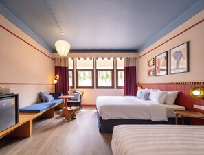 Deluxe Triple Room, Private Bathroom | Free minibar, desk, laptop workspace, soundproofing - Blu Dock Restel Bangkok (Bangkok)