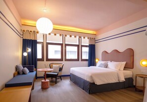 Family Quadruple Room, Private Bathroom | Free minibar, desk, laptop workspace, soundproofing - Blu Dock Restel Bangkok (Bangkok)