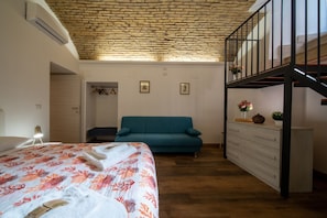 2 chambres, fer et planche Ă repasser, Wi-Fi, draps fournis