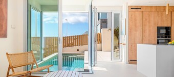 Villa los Linos with heated plunge pool and garden