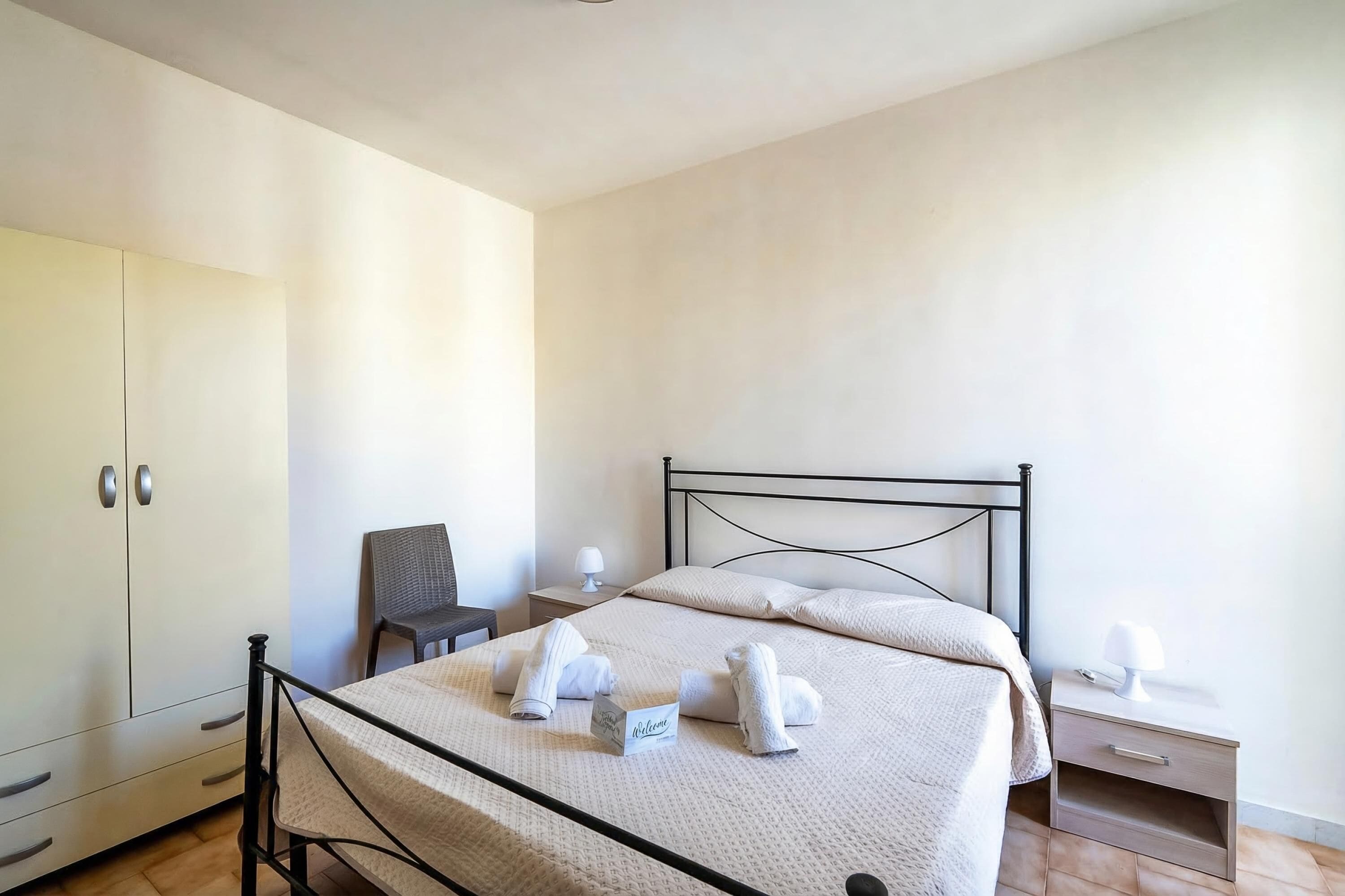 Nhà dành cho gia đình, 2 phòng ngủ, 2 phòng tắm (Villino Sole 3 AIRCO near Beach & ) | 2 phòng ngủ 