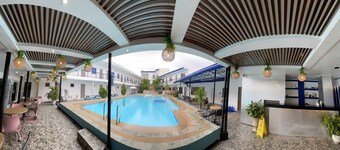 HOTEL THE MIR