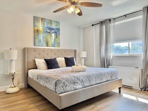 3 bedrooms, iron/ironing board, WiFi, bed sheets
