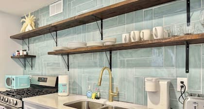 Spacious Downtown Atlanta Condo with Parking