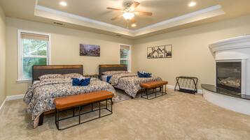 4 bedrooms, desk, iron/ironing board, travel cot