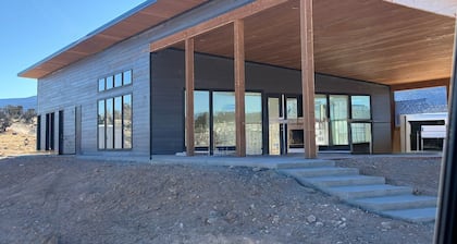 #56 Star-Gazing A-frame cabin-2 double beds, pet friendly, bathroom at bathhouse