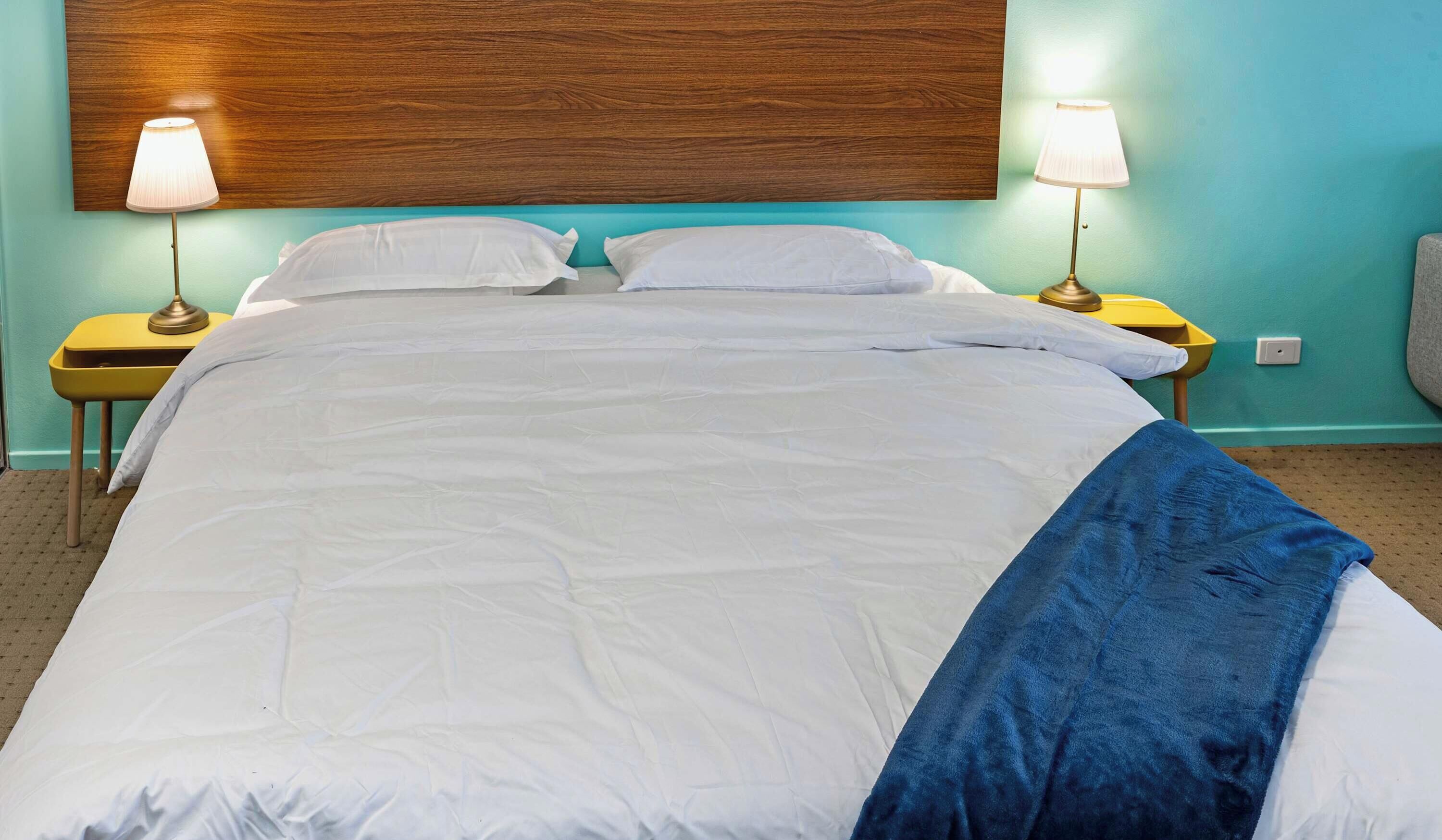 1 bedroom, desk, iron/ironing board, WiFi