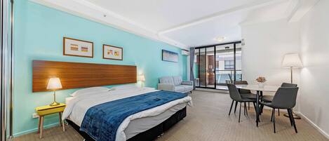 1 bedroom, desk, iron/ironing board, WiFi