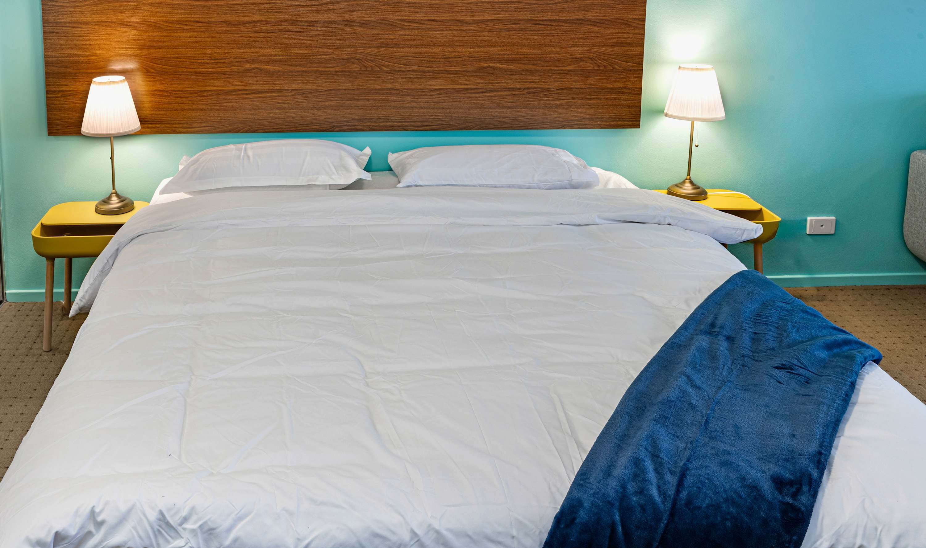 1 bedroom, desk, iron/ironing board, WiFi