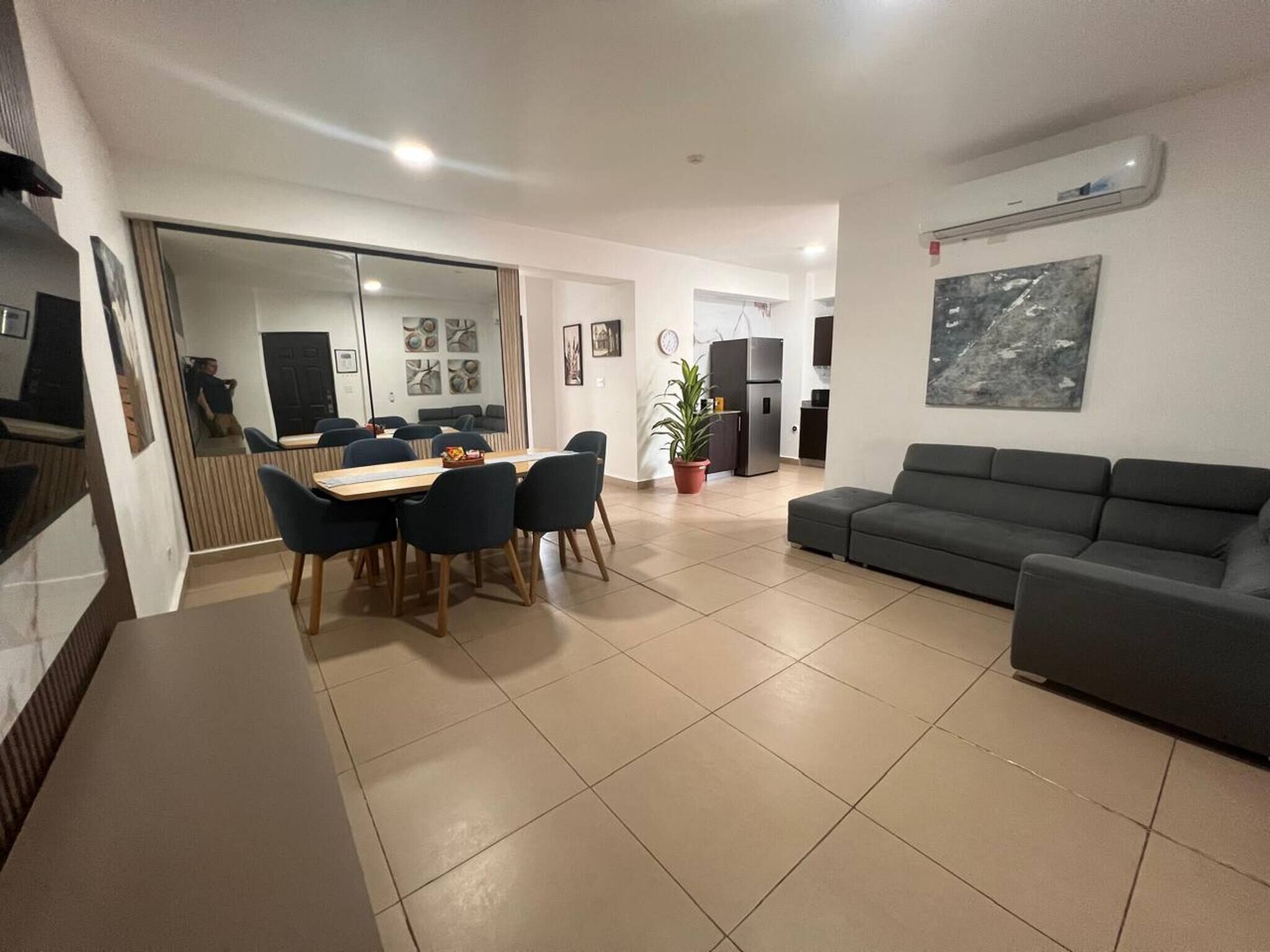 Apartment, 2 Bedrooms, Accessible, Balcony | Lounge