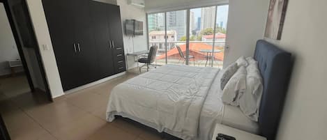 Apartment, 2 Bedrooms, Accessible, Balcony