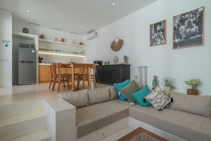Deluxe Villa, 2 Bedrooms | Living area - Villa Dusa  (Canggu)