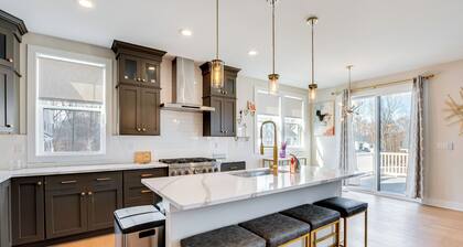 10 Mi to Morristown: Stylish Home Near Trails!