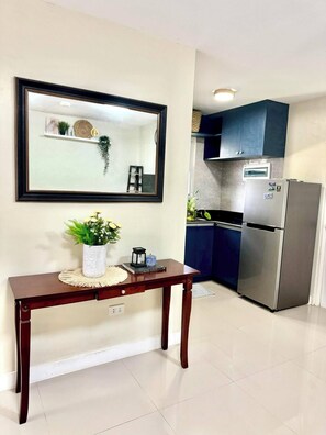 Interior - 2-bedroom apartment in Antipolo with WiFi, AC (Antipolo)