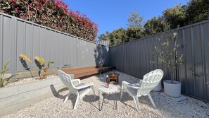 Property grounds - The Mermaid's Retreat - Pool in Kiama! (Kiama)