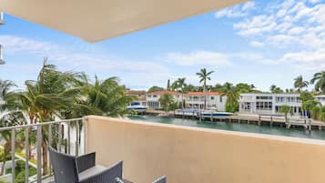 Apartment, Balcony, Bay View | Balcony