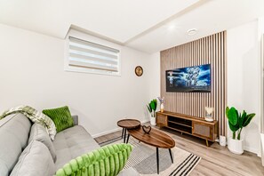 Smart TV, monitor de computadora y impresora 