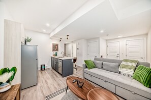 Smart-TV, Computerbildschirme, Drucker