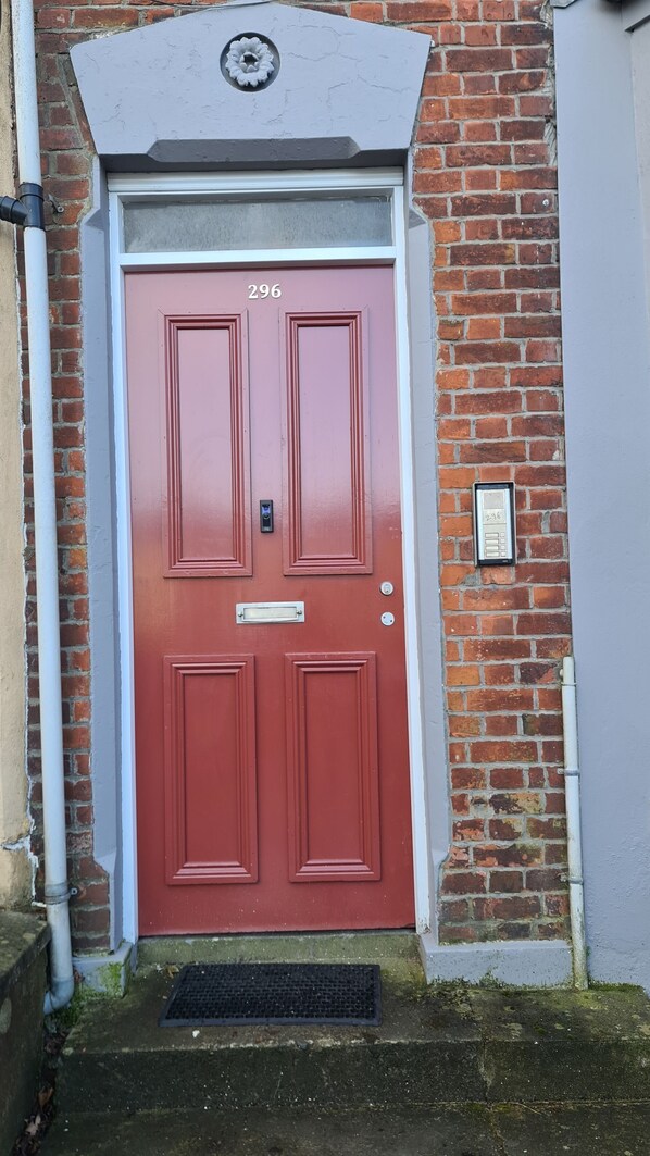 Exterior detail - Belfast Waterworks Apartment 3 (Belfast)