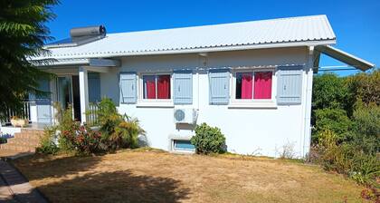 Whole house in Les Jacques 97480