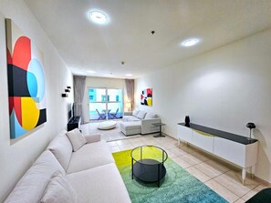 TV connectée, table de tennis de table