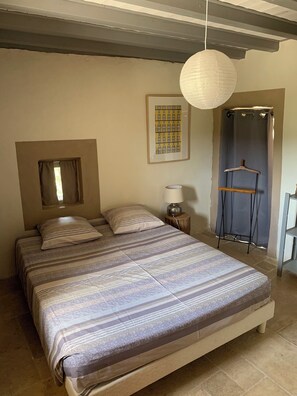 3 bedrooms, iron/ironing board, WiFi