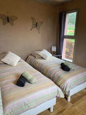 3 chambres, fer et planche à repasser, Wi-Fi