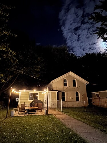 3-bedroom house in charming De Pere