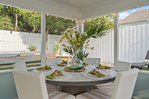 Newly Renovated! 2-min Walk to the Beach | The Coastal Cottage by AvantStay