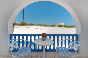 Double or Twin Room, Balcony | Terrace/patio - Villa margarita (Santorini)