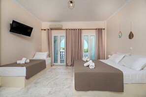 트리플룸, 발코니 | 무료 WiFi, 침대 시트