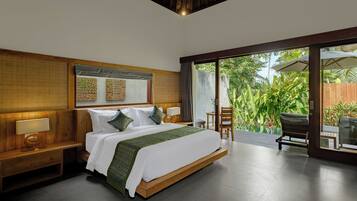 Minibar, rollaway beds, free WiFi, bed sheets