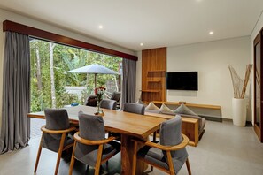 Villa, 2 Bedrooms, Valley View | Living room | 32-inch Smart TV with digital channels