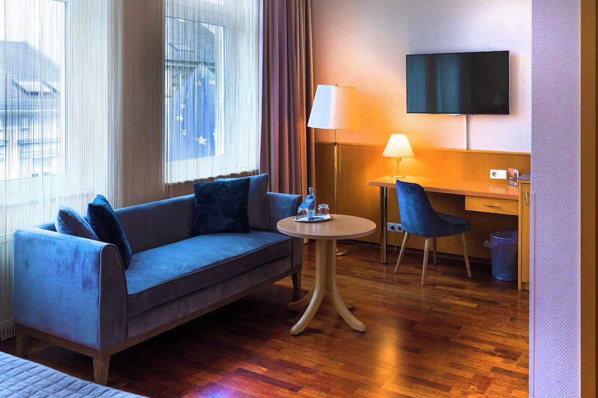 Premium Double Room | 1 bedroom, hypo-allergenic bedding, in-room safe, desk
