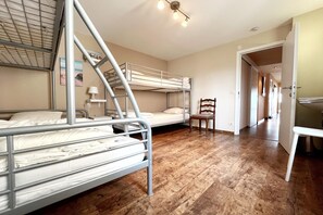 3 Schlafzimmer