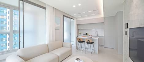 Executive Studio Suite | Premium bedding, pillowtop beds, free WiFi, bed sheets