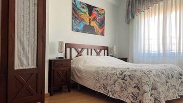 3 dormitorios, tabla de planchar con plancha, wifi