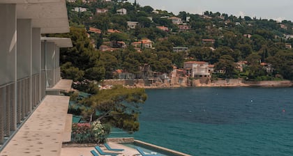 Hôtel Les Roches – Relais & Châteaux