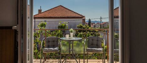 Apartment (Three Bedrom Apartment With Terrace) | Terrace/patio