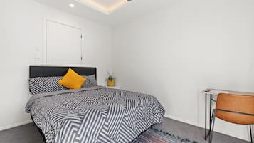 Desk, free WiFi, bed sheets