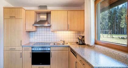 Apartment 'Kleeblatt' with Private Garden, Balcony and Wi-Fi