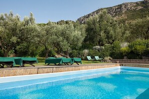 Pool - Villa in Sorrento with 6 bedrooms sleeps 12 (Sorrento)