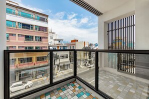 Doppelzimmer, Balkon, Stadtblick | Balkon