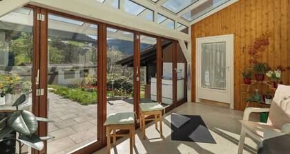 Appartement 'Ferienwohnung Gabriele' avec vue sur les montagnes, terrasse privée et Wi-Fi