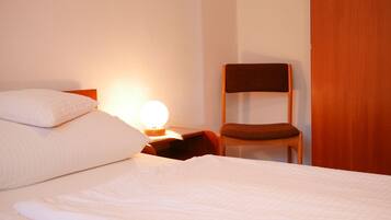 1 habitación, wifi gratis y ropa de cama