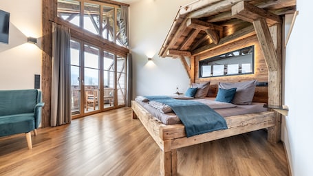 1 bedroom, free WiFi, bed sheets. Chalet 'Hochsitz' incl. Königscard