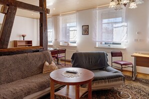 TV, fireplace - Apartment 'Ruhezone' with Wi-Fi (Gardelegen)